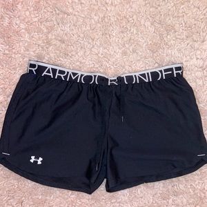 black under armour shorts